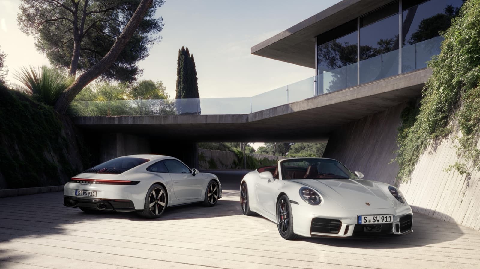 2026 Porsche 911 Carrera S coupe and Cabriolet, official Porsche press image